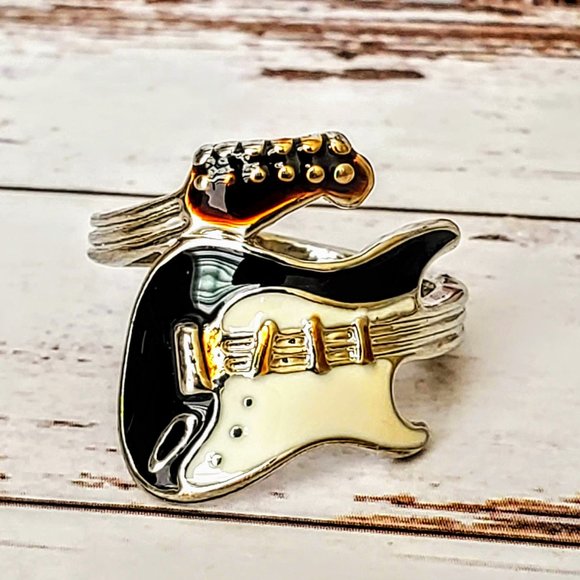 Jewelry - Rockin Guitar Ring